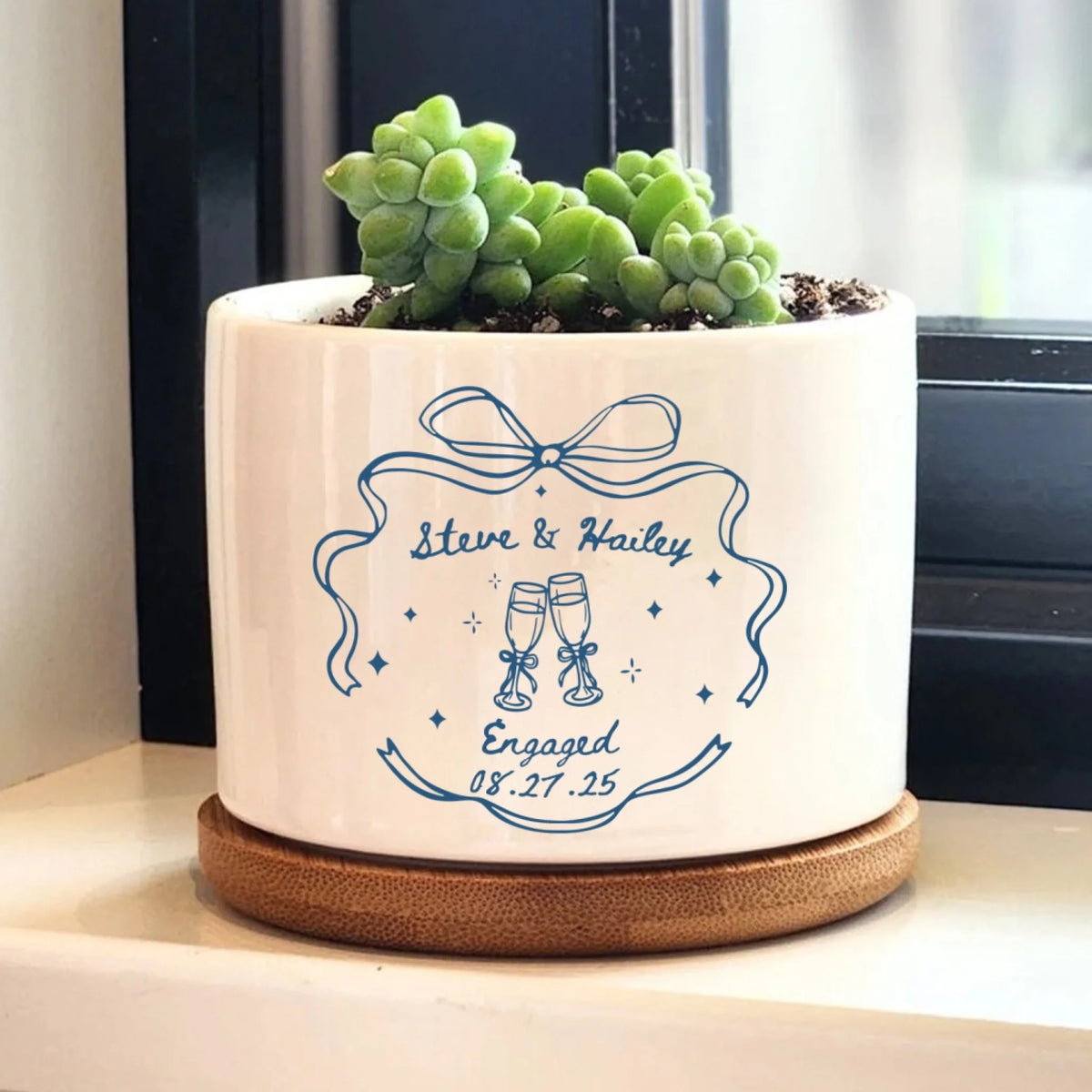 Minimal Line Art Design With Couple Names & Date - Personalized Plant Pot, Gift for Newlyweds, Romantic Gift For Couple
